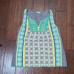 Crown & Ivy Multicolor Sleeveless Blouse size Medium